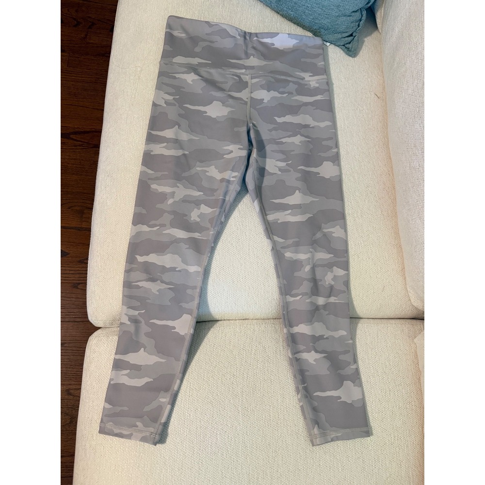 Athleta Elation Camo 7/8 Tight Grey Camouflage High‎ Rise Leggings